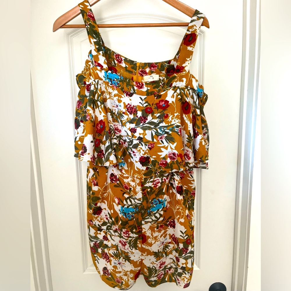 Entro brand floral print romper